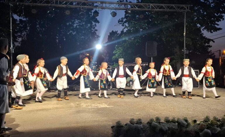  МАНИФЕСТАЦИЈА „ШУМАДИНКА ЈЕЧАМ ЖЕЛА“